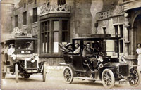 Postcard showing wounded soldiers from Hengrave Hall visiting Hardwick House. (Gerald Brown collection.)